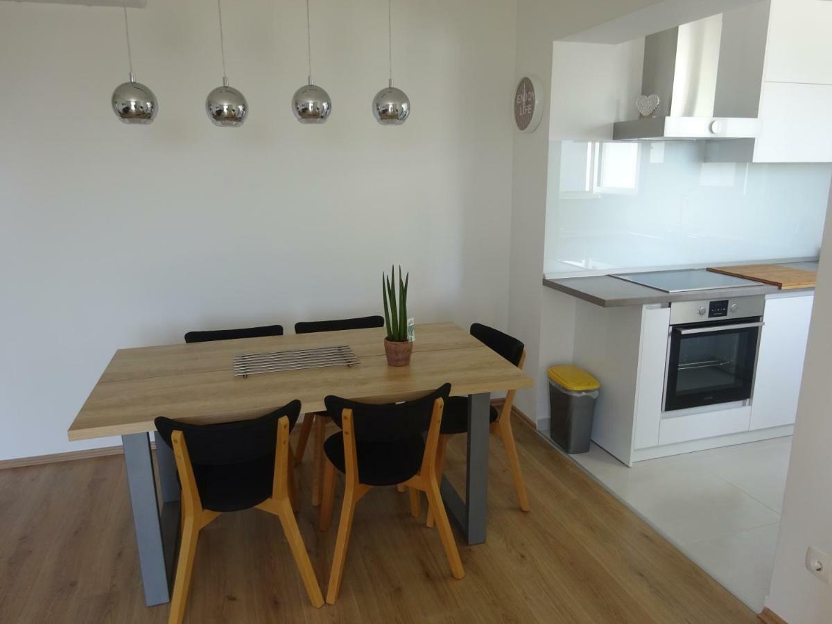 Apartment Duce Omiš Extérieur photo